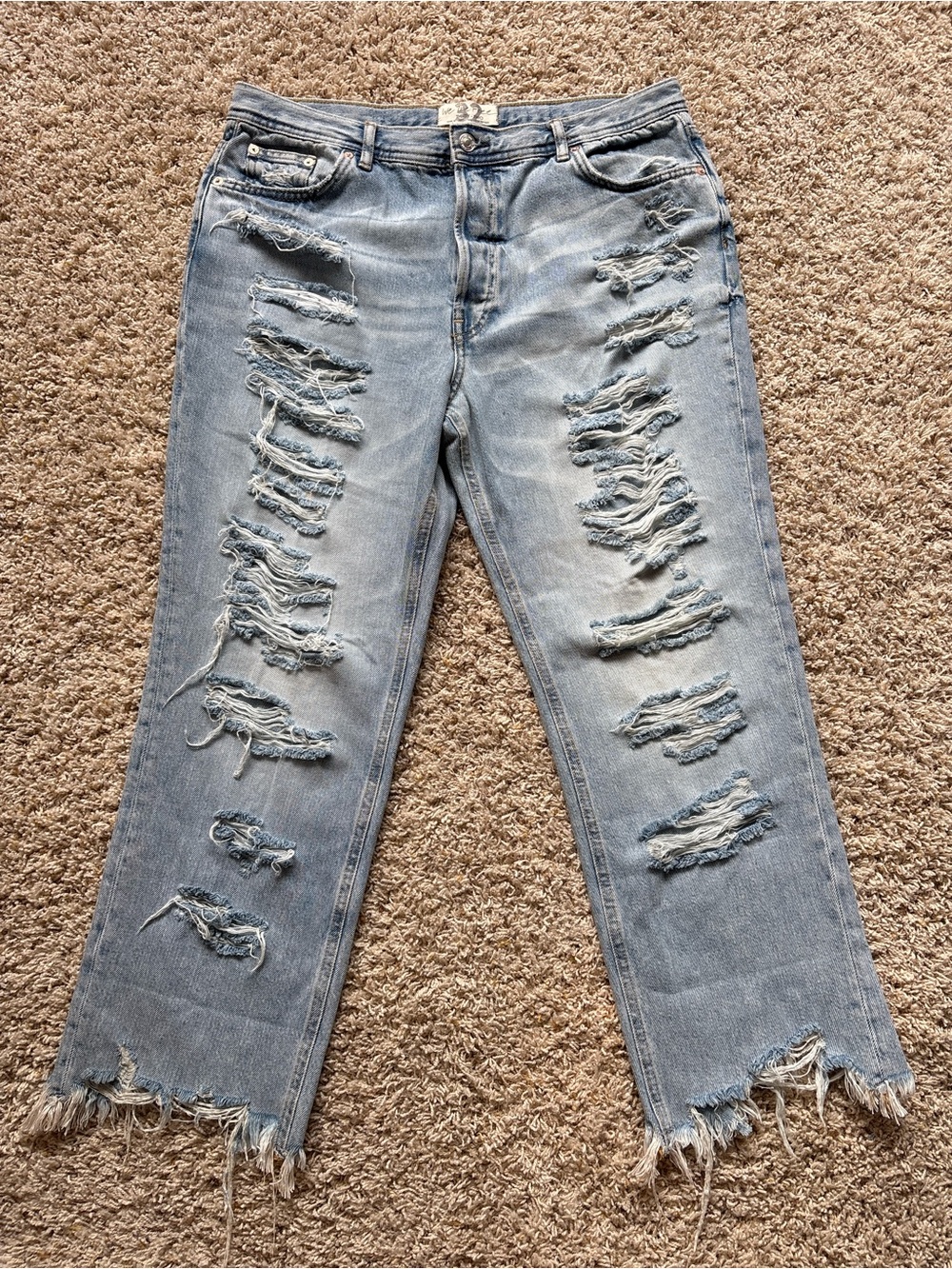 We The Free Free People Maggie Super Shredded Destroyed Light Blue Jeans Sz 32 - Picture 1 of 12